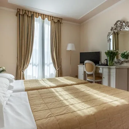 Grand Hotell